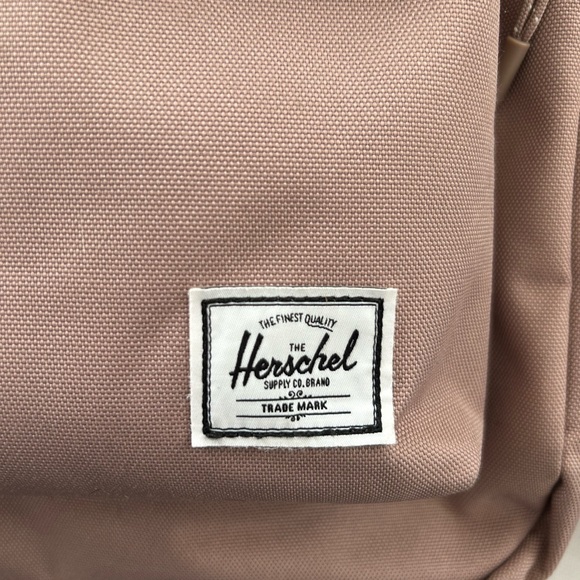 Herschel Supply Co. Classic backpack in Ash Rose - Picture 5 of 6